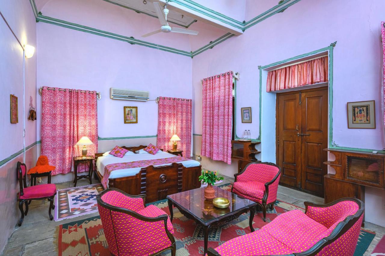 Отель Neemrana'S - Piramal Haveli Багар Экстерьер фото